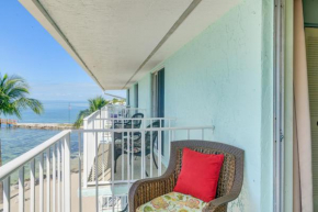 Beachfront Tavernier Abode with Balcony and Bay Views!